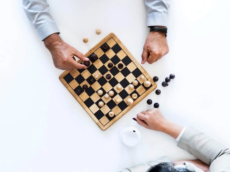 Chess Photo Econopolis